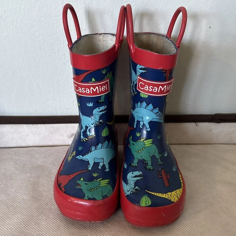 CasaMiel Kids Size 5 Dinosaur Rain Boots‎ Pre-Owned Pull Up Style